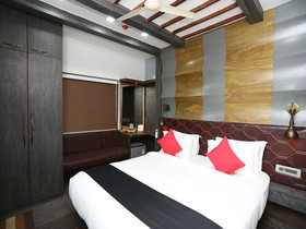 Hotel Middleton By OYO Rooms