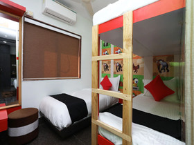 Hotel Middleton By OYO Rooms