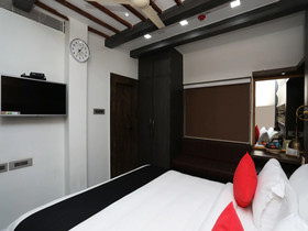 Hotel Middleton By OYO Rooms