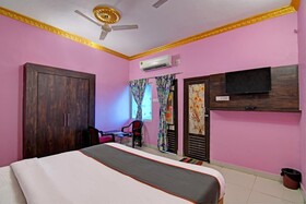 Hotel O Sri Govinda