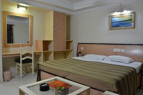 Hotel Pushpak