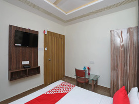 Hotel Rainbow By OYO Rooms