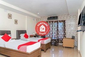 Hotel Rajdhani by OYO Rooms