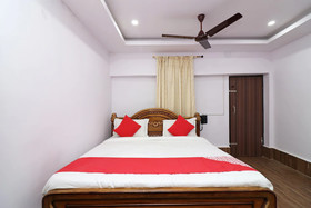 Hotel Royal Green By OYO Rooms