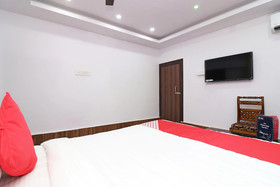 Hotel Royal Green By OYO Rooms