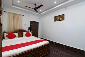 Hotel Royal Green By OYO Rooms