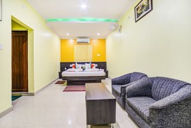 Hotel Royal Guest House by FabHotels