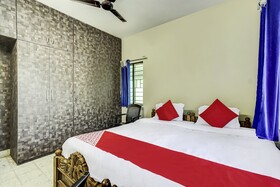 Hotel Santosh by OYO Rooms