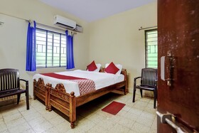 Hotel Santosh by OYO Rooms