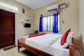 Hotel Santosh by OYO Rooms