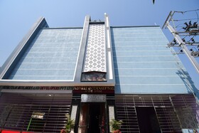 Hotel Sushree International