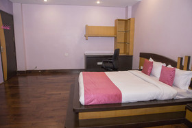 Hotel White House Inn By OYO Rooms