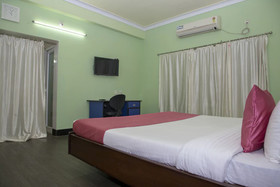 Hotel White House Inn By OYO Rooms