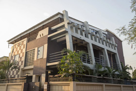 Hotel White House Inn By OYO Rooms