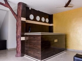 Khandai Palace by OYO Rooms