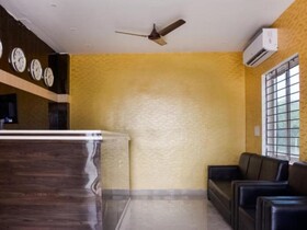 Khandai Palace by OYO Rooms