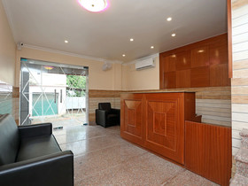 Kumud Plaza By OYO Rooms
