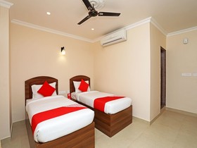Kumud Plaza By OYO Rooms