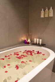 Lyfe Hotels Bhubaneswar