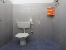 OYO 11760 Near Infocity