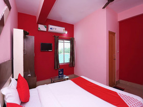 OYO 13624 Kapoors Plaza Guest House