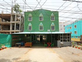 OYO 13624 Kapoors Plaza Guest House