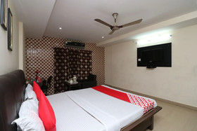 OYO 16553 Flagship Bhubaneshwar Railway Station