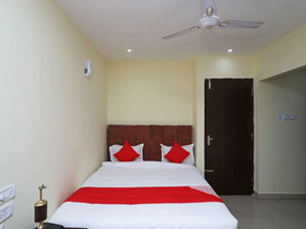 OYO 22510 Ma Classic Inn