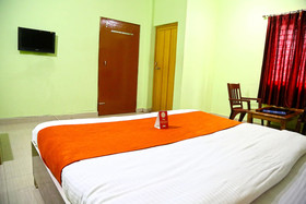 OYO 4720 Near KIIT University