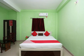 OYO 4720 Near KIIT University