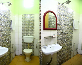 OYO 4720 Near KIIT University