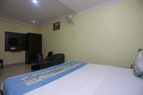 Hotel Royal Guest House by OYO Rooms