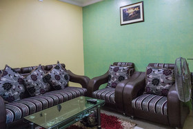 Hotel Royal Guest House by OYO Rooms