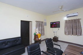 OYO 8858 The Corpz Inn