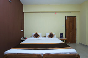 FabExpress Paradise Inn II