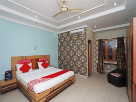 Priyanka Residency By OYO Rooms