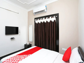 Regal Stays By OYO Rooms