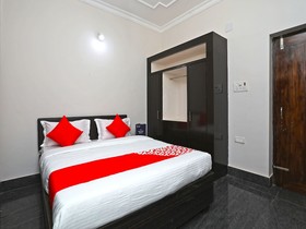 Regal Stays By OYO Rooms