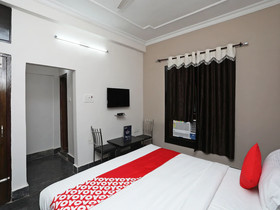 Regal Stays By OYO Rooms