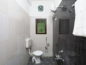 Regal Stays By OYO Rooms