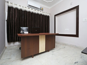 Regal Stays By OYO Rooms