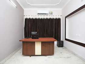 Regal Stays By OYO Rooms