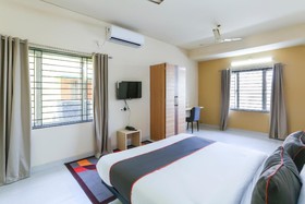 Satish Deva Guest House by OYO Rooms