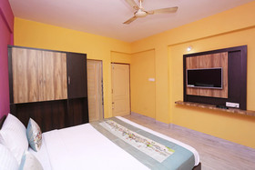 Shibani & Suhani By OYO Rooms