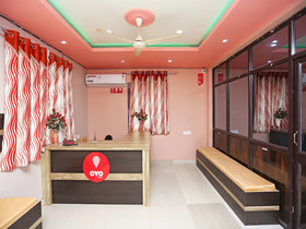 Shibani & Suhani By OYO Rooms