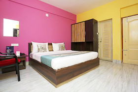 Shibani & Suhani By OYO Rooms