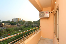 Shibani & Suhani By OYO Rooms