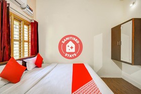 Shine Inn 2 by OYO Rooms