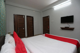 Sidharth Residency By OYO Rooms