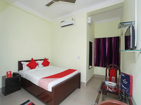 Soveet Residency by OYO Rooms